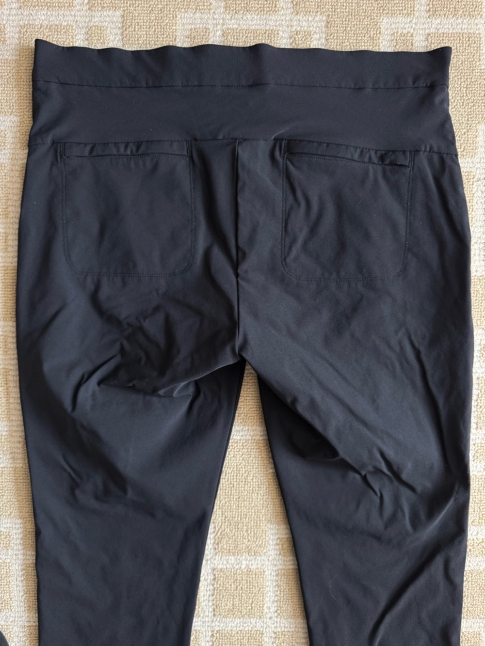Athleta Black High Rise Trekking Pants Stretch Travel Hiking Size 14 - Picture 5 of 10
